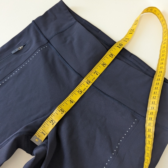 Lululemon Cropped Leggings Navy Blue 8 - Picture 7 of 10